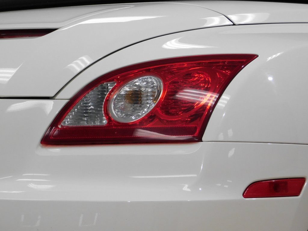 Used 2005 Chrysler Crossfire Limited RWD image 88
