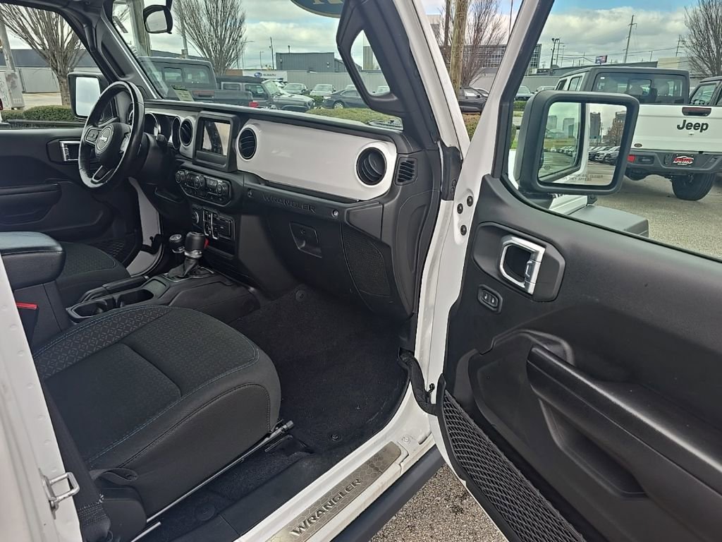 Used 2021 Jeep Wrangler Unlimited Islander AWD/4WD image 19