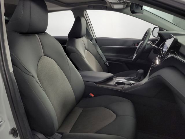 Used 2024 Toyota Camry LE w/ Convenience Package FWD image 16