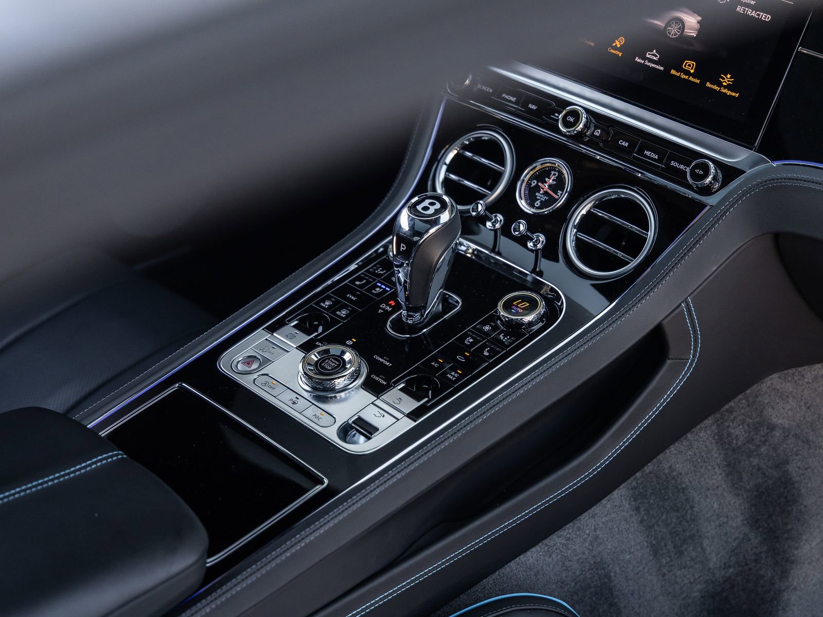Used 2024 Bentley Continental GT image 37