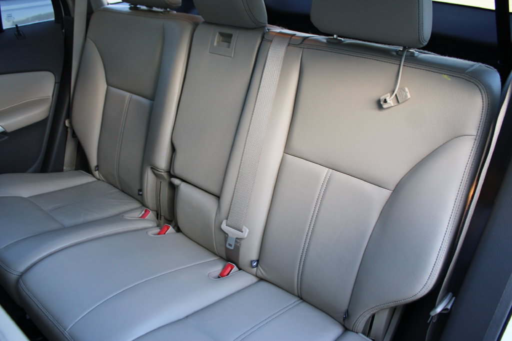 Used 2013 Ford Edge Limited FWD image 22