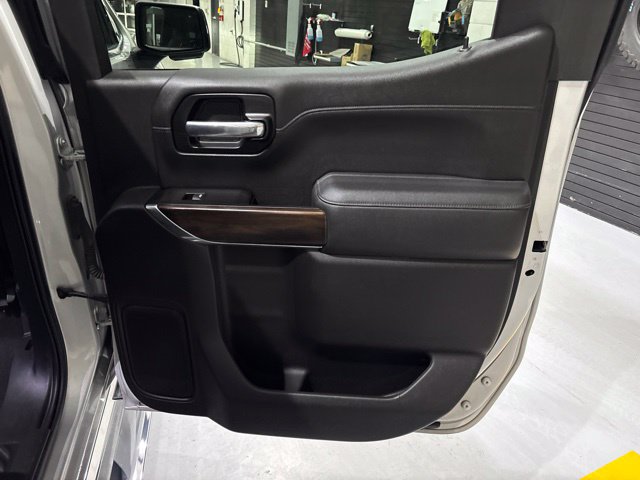 Used 2020 GMC Sierra 1500 SLT w/ SLT Premium Plus Package RWD image 28