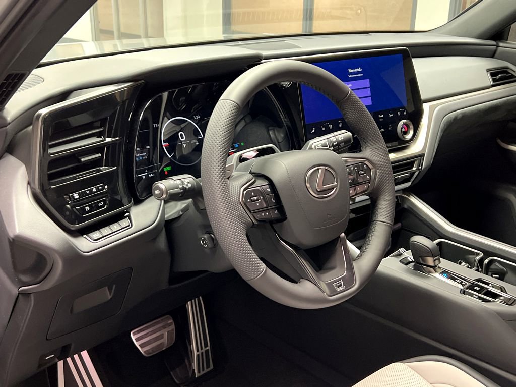 New 2026 Lexus TX 500h AWD image 39