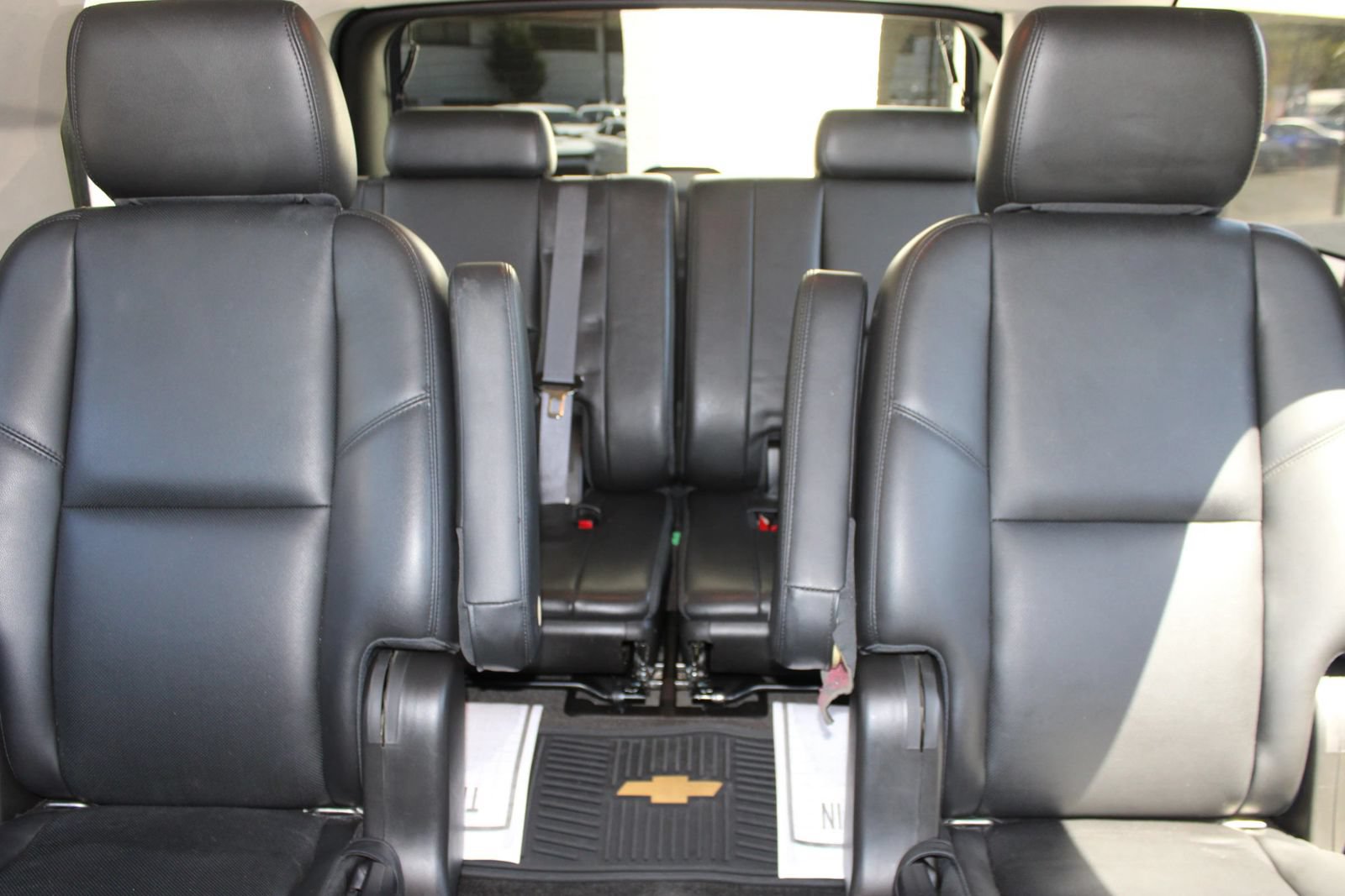 Used 2013 Chevrolet Tahoe LTZ AWD/4WD image 9