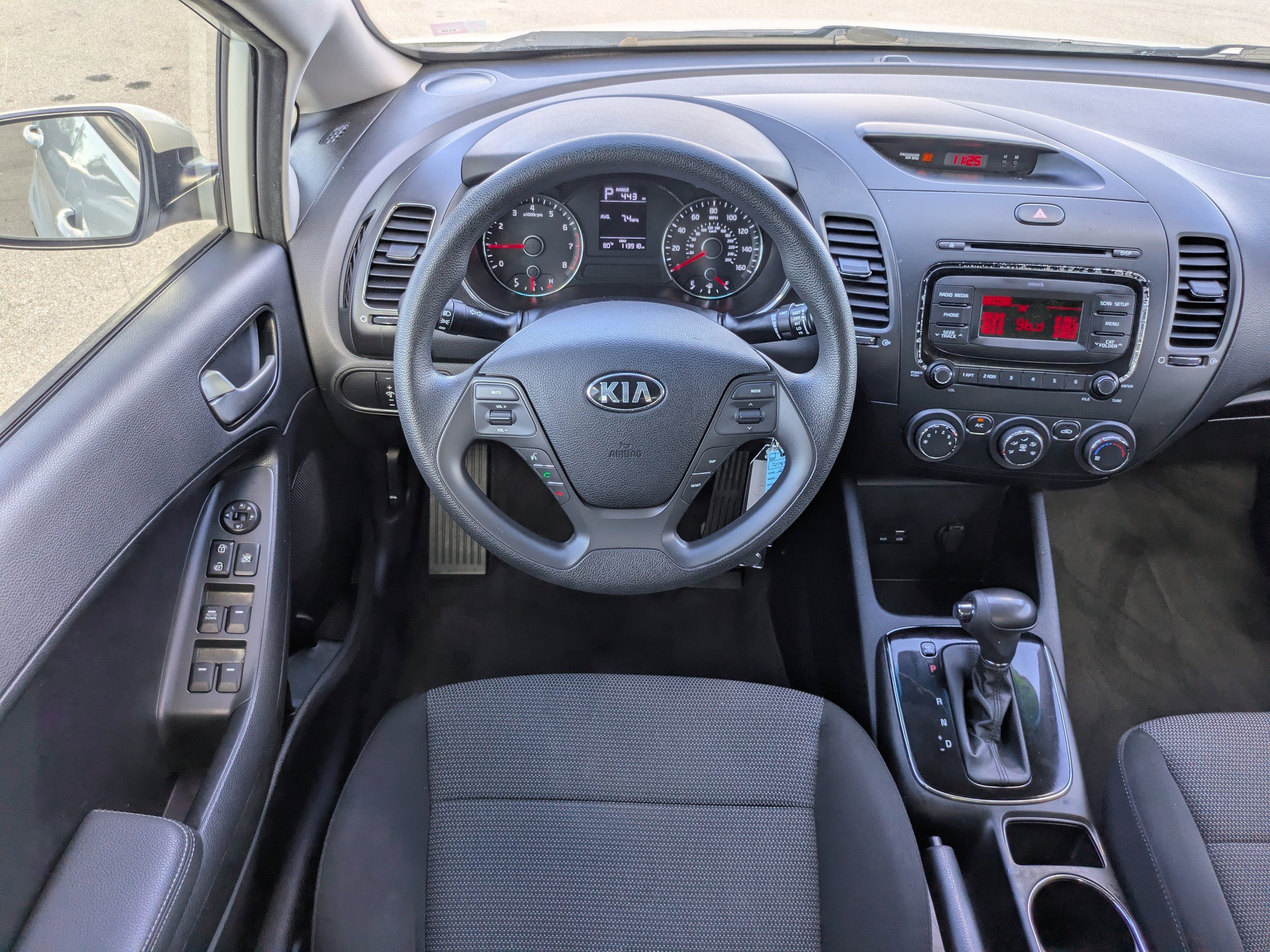 Used 2017 Kia Forte LX image 16