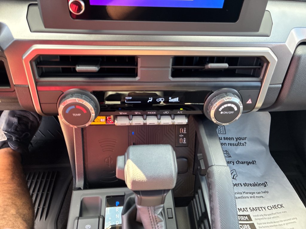 New 2026 Toyota 4Runner SR5 AWD/4WD image 22