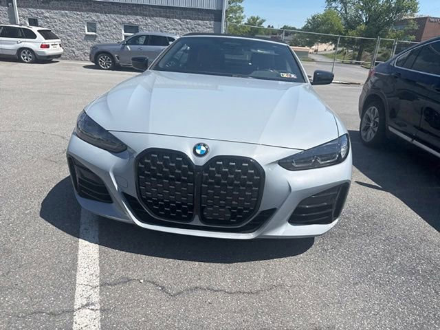 Certified 2022 BMW M440i Convertible RWD image 2