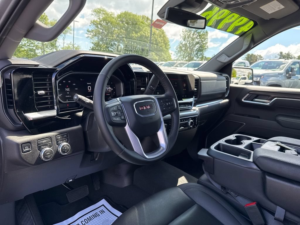 Used 2026 GMC Sierra 1500 SLT AWD/4WD image 17