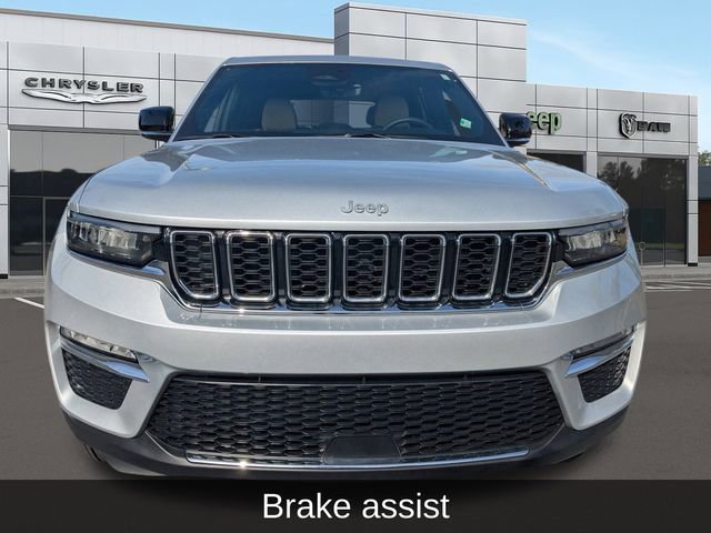 Used 2025 Jeep Grand Cherokee Limited image 10