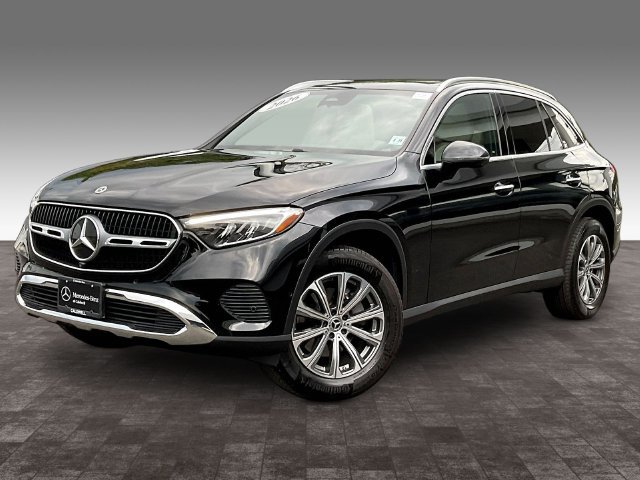 Used 2026 Mercedes-Benz GLC 300 4MATIC image 3