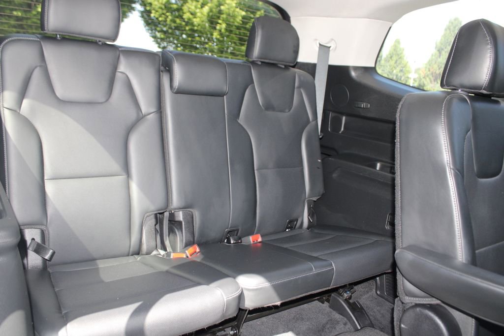 Used 2025 Kia Telluride S AWD/4WD image 13