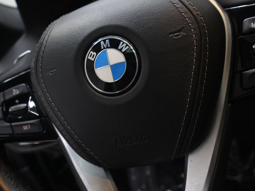 Used 2018 BMW 540i RWD image 20