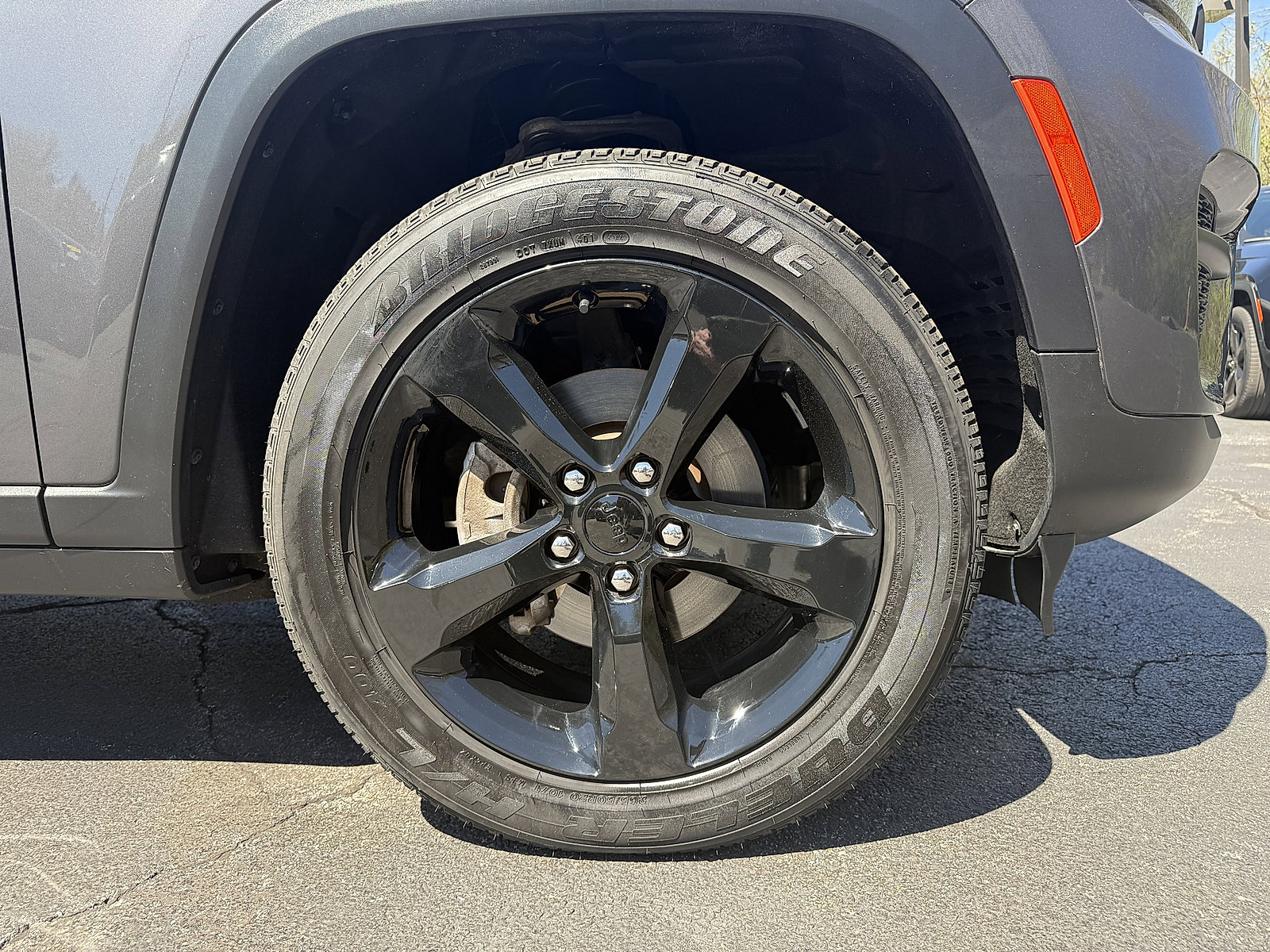 Certified 2023 Jeep Grand Cherokee Altitude image 8