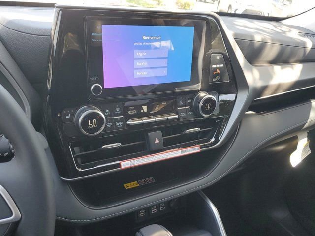 New 2026 Toyota Highlander XLE image 25