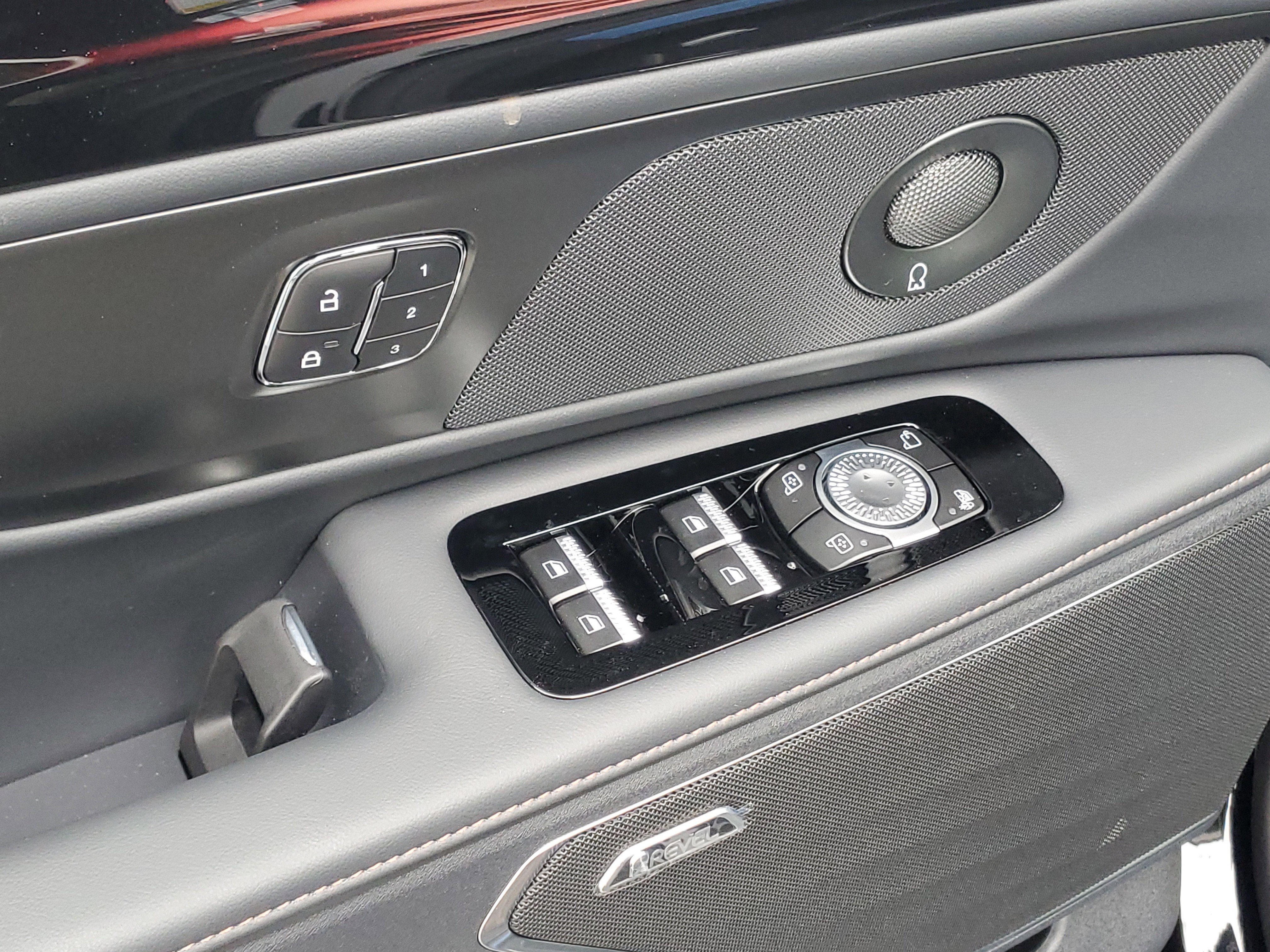 New 2026 Lincoln Nautilus Premier w/ Equipment Group 102A image 9