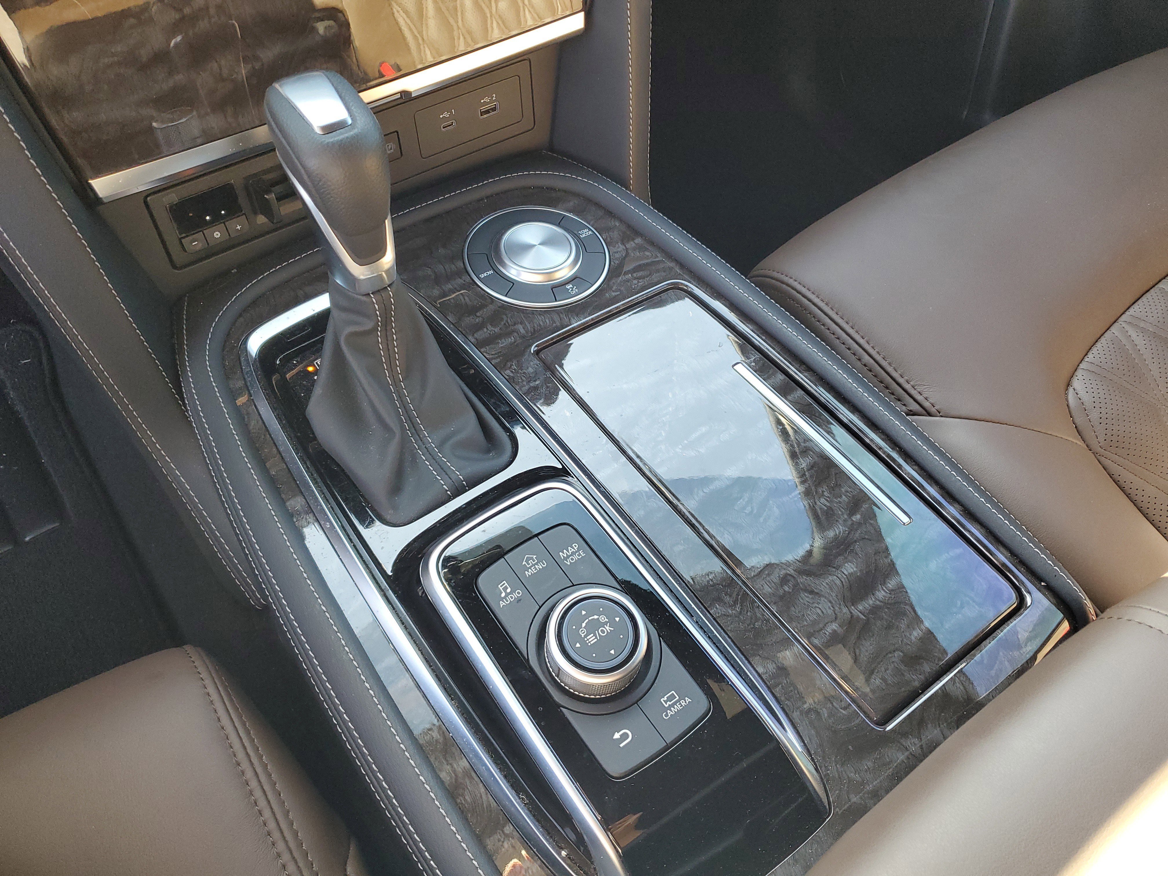 Certified 2024 Nissan Armada Platinum w/ Cargo Package image 25