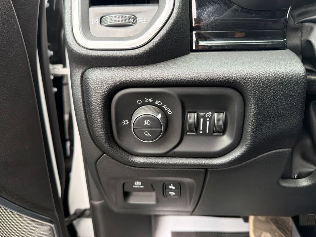 Used 2026 RAM 1500 Laramie w/ Night Edition AWD/4WD image 43