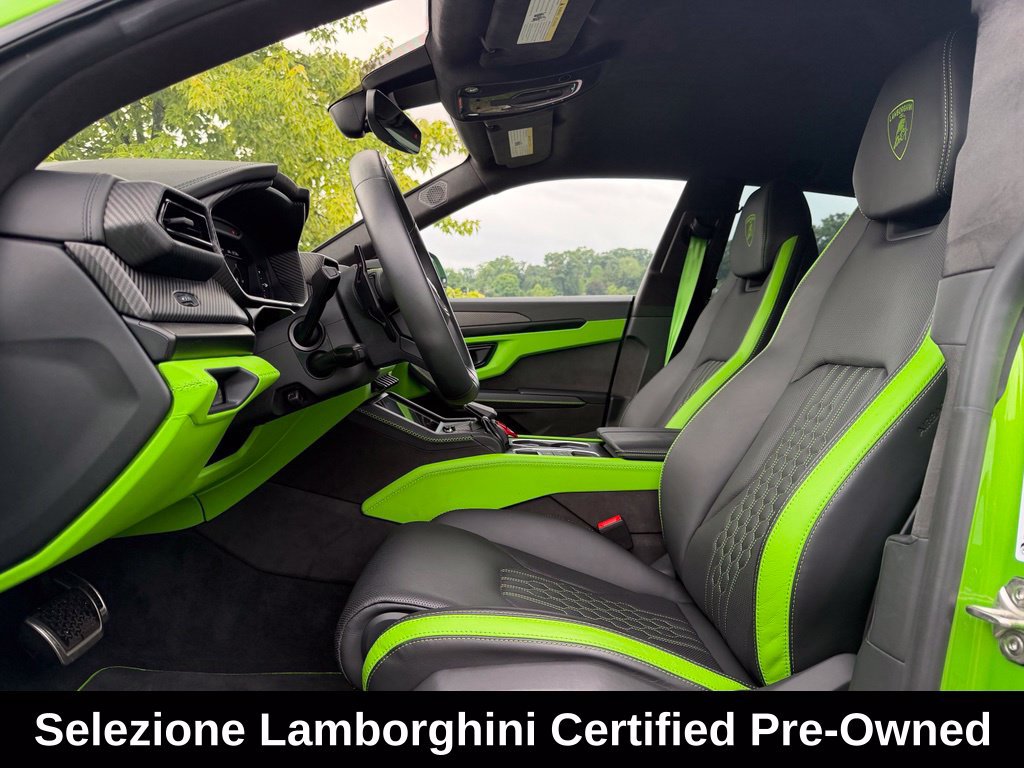 Used 2025 Lamborghini Urus SE AWD/4WD image 24