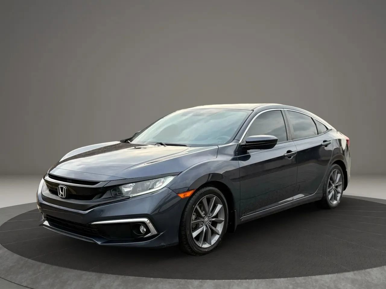Used 2019 Honda Civic EX image 1