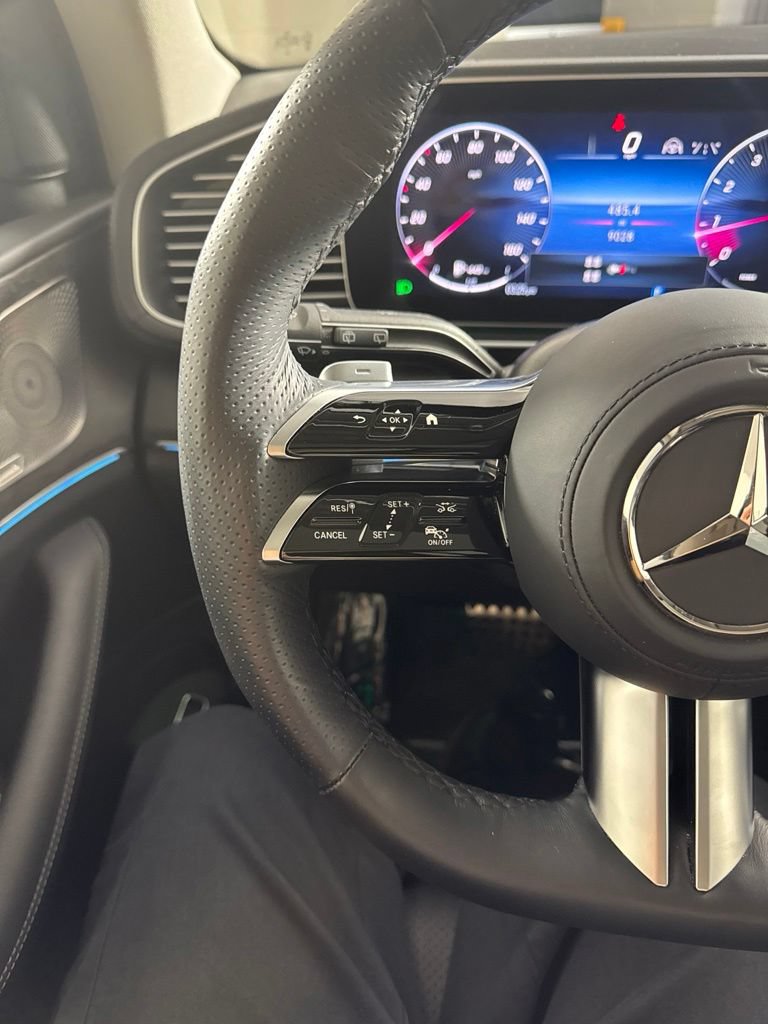 Certified 2026 Mercedes-Benz GLS 450 4MATIC image 31