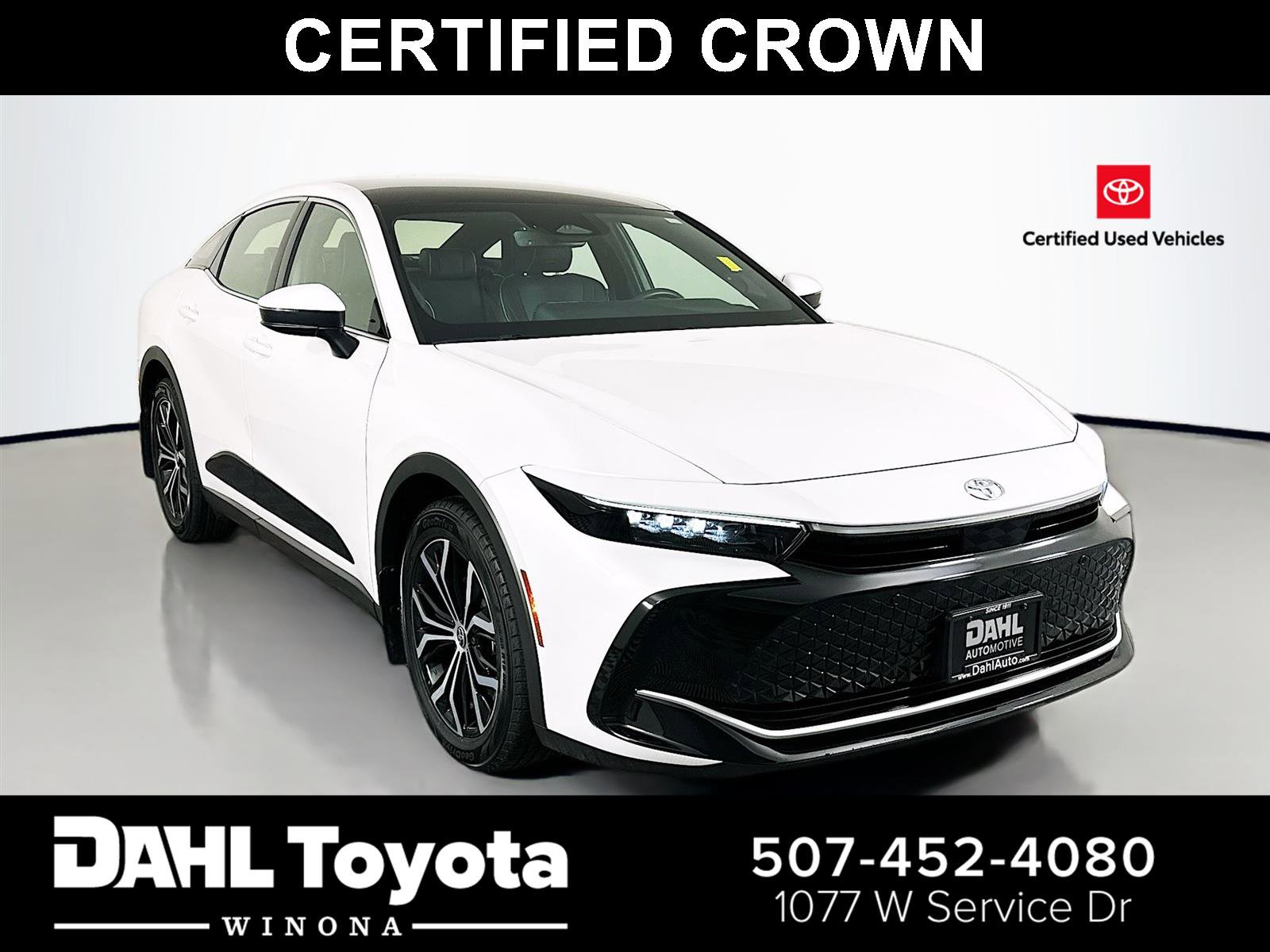 Certified 2023 Toyota Crown Limited image 1