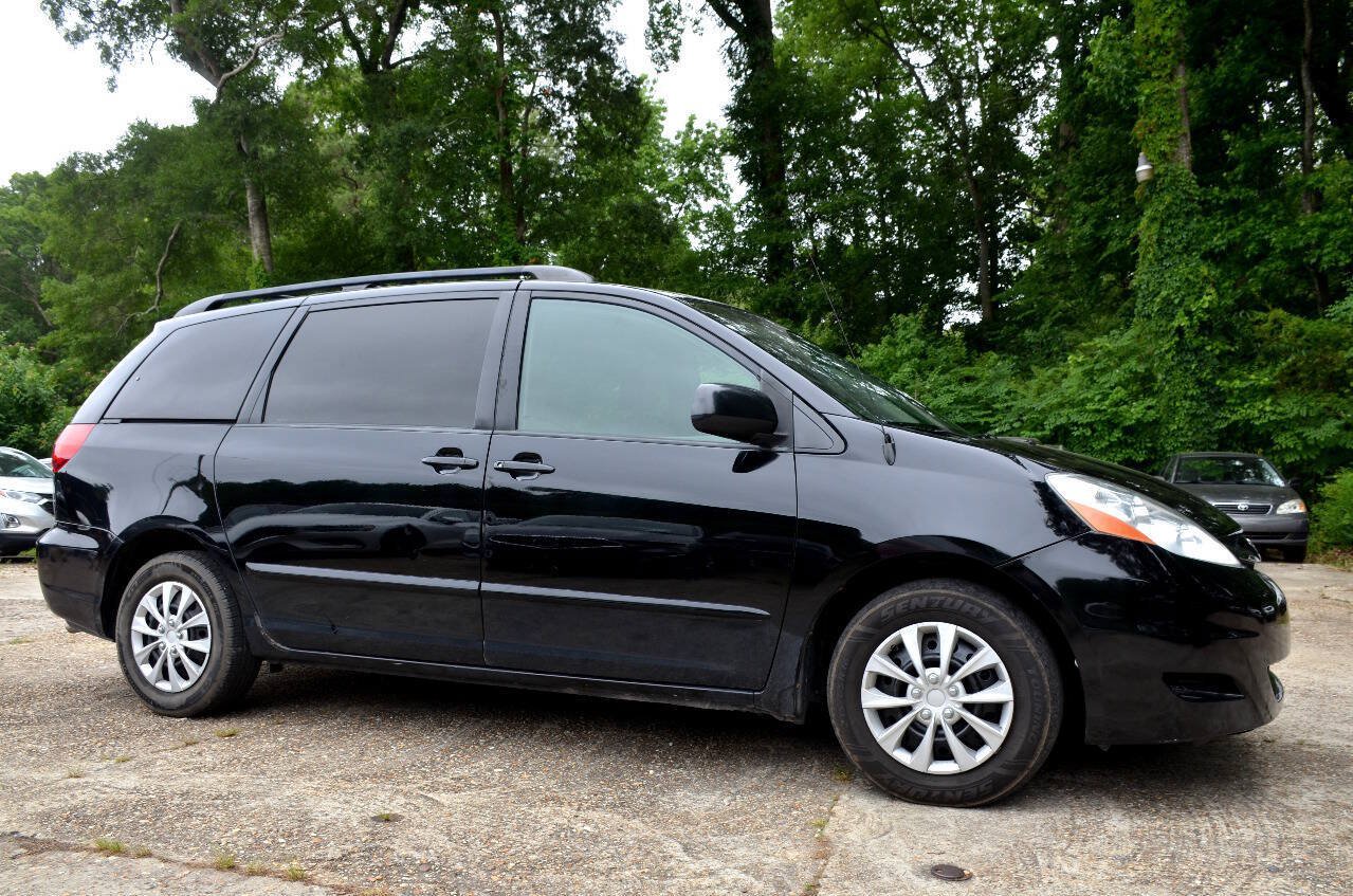 Used 2008 Toyota Sienna LE FWD image 3