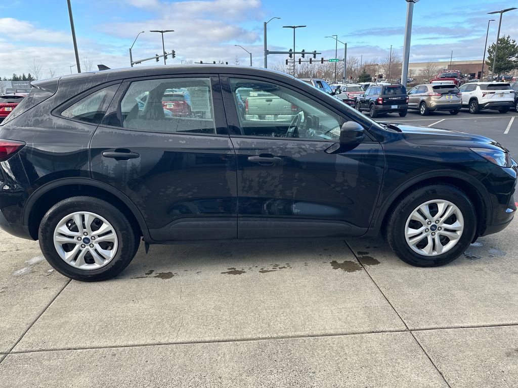 Used 2023 Ford Escape FWD image 5