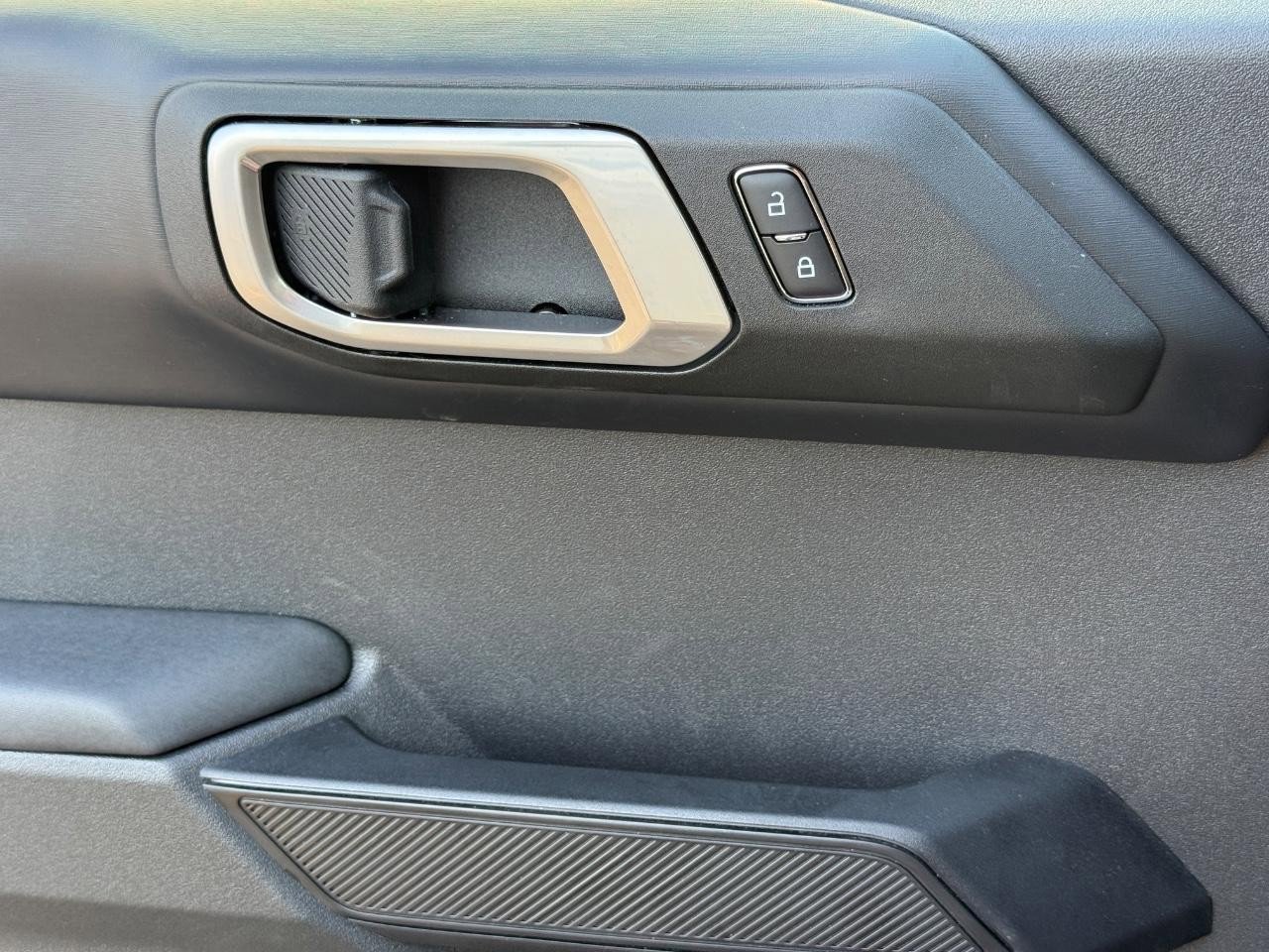 New 2026 Ford Bronco Badlands image 17