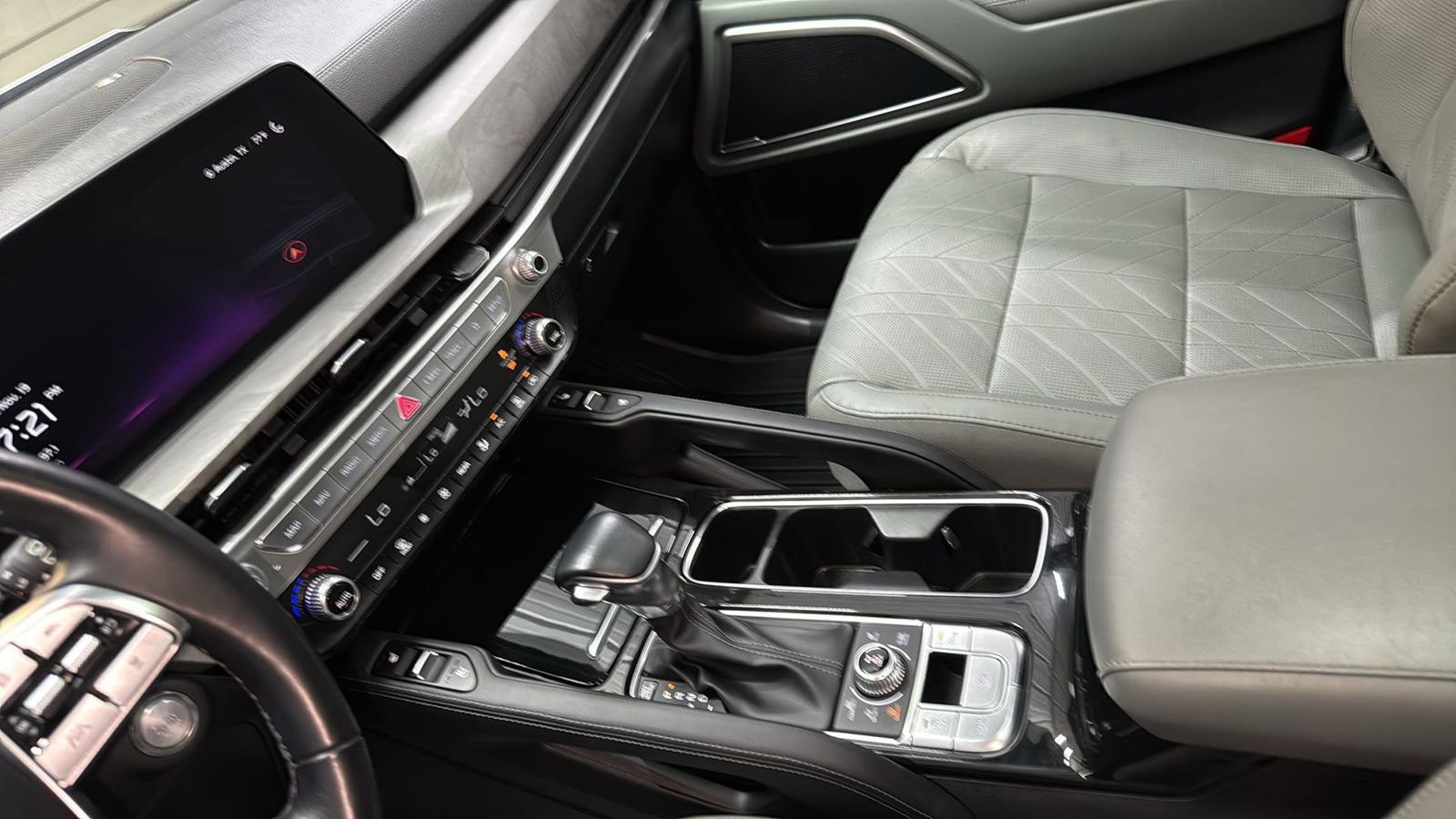 Used 2024 Kia Telluride EX X-Line image 21