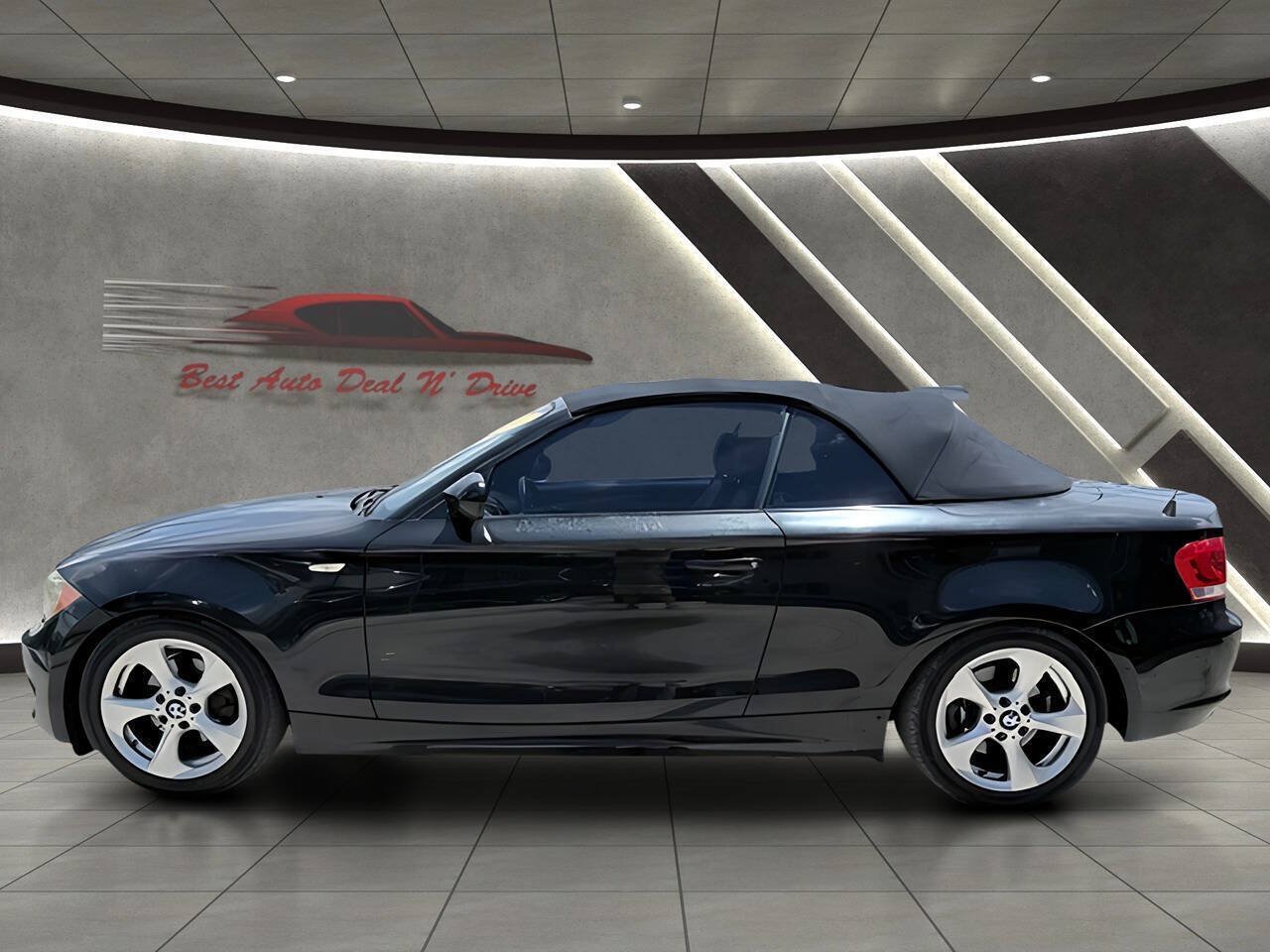 Used 2012 BMW 128i Convertible RWD image 2