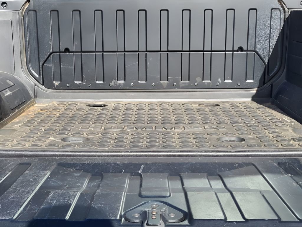 Used 2005 HUMMER H2 SUT w/ Preferred Equipment Group image 30