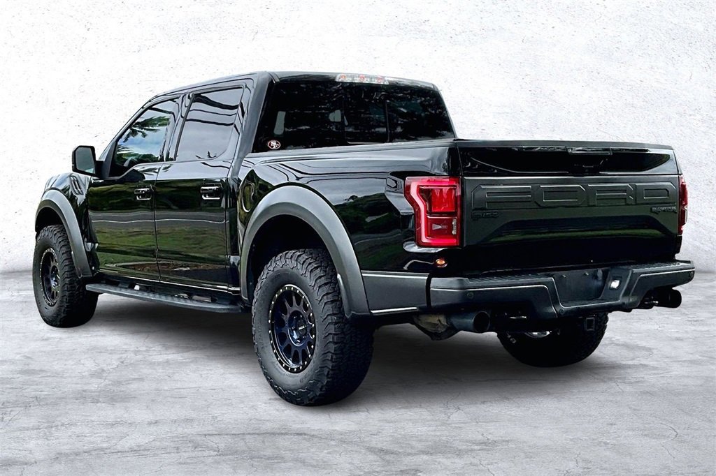 Used 2018 Ford F150 Raptor w/ Equipment Group 802A Luxury image 12