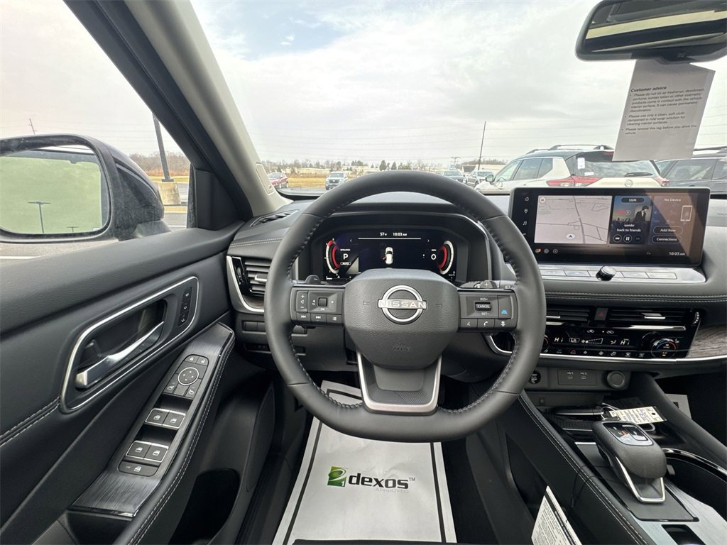 New 2026 Nissan Rogue Platinum image 14