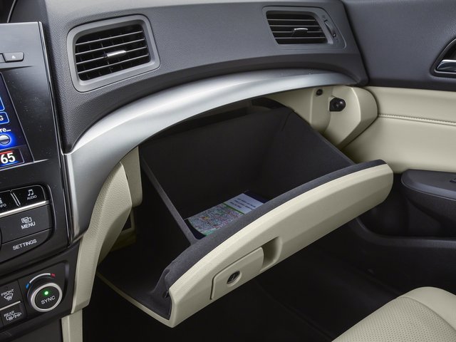 Used 2016 Acura ILX w/ Premium Package image 16