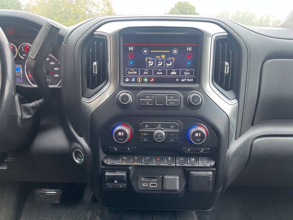 Used 2019 Chevrolet Silverado 1500 LT w/ All-Star Edition AWD/4WD image 21
