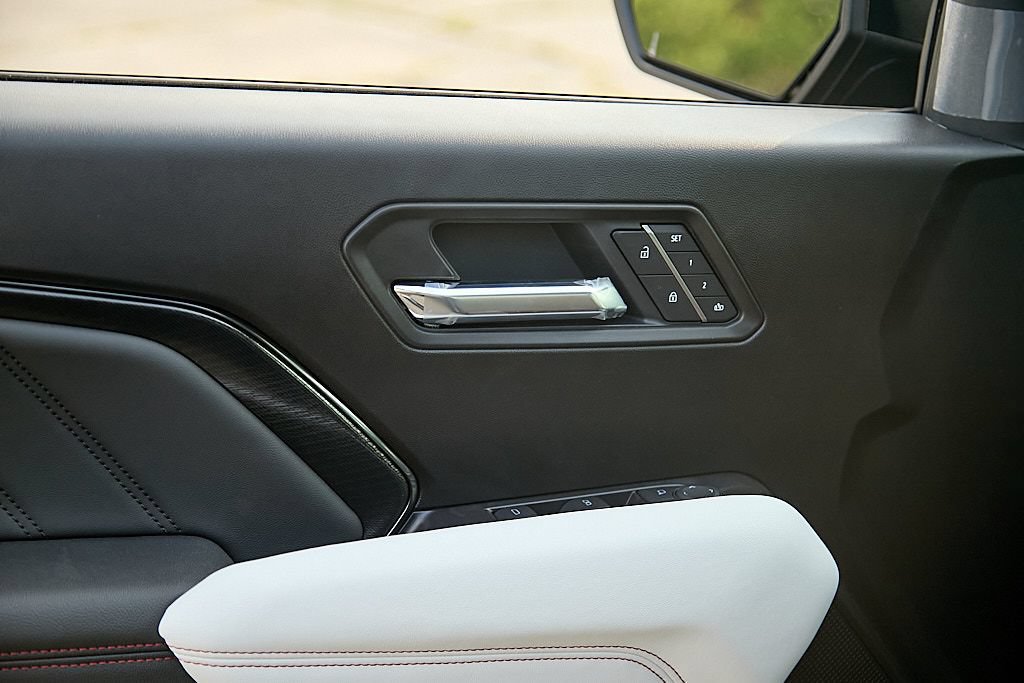 New 2026 GMC Canyon AT4X AWD/4WD image 15