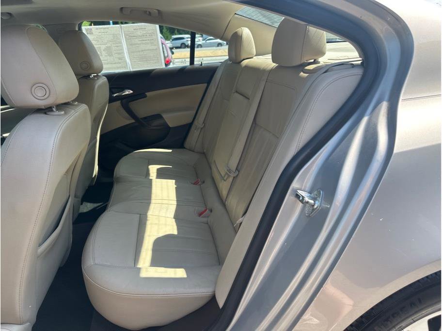 Used 2011 Buick Regal CXL w/ RL2 Preferred Equipment Group image 9