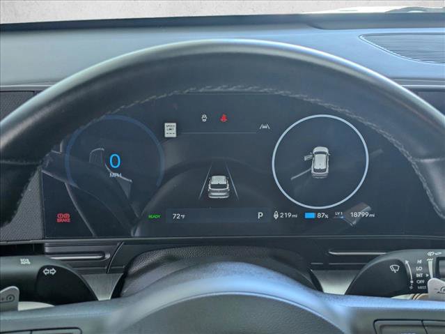 Used 2024 Hyundai Kona SEL FWD image 11