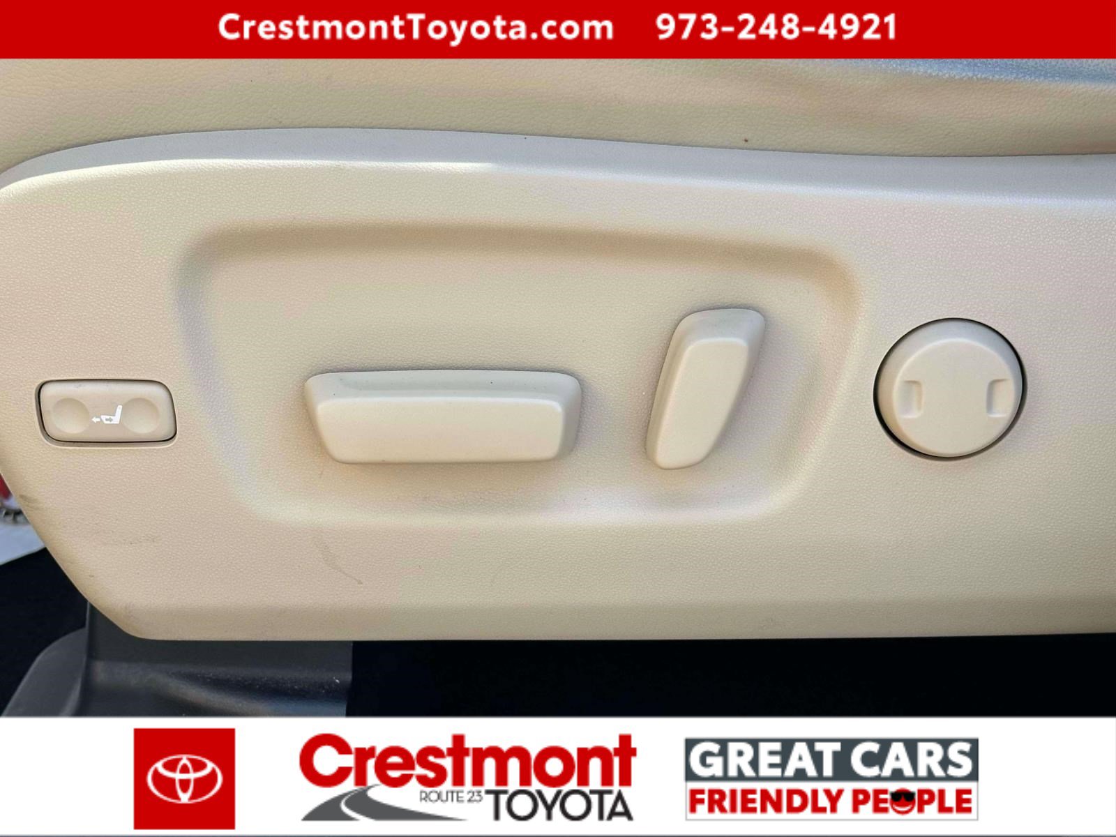 Used 2016 Toyota Highlander XLE AWD/4WD image 16
