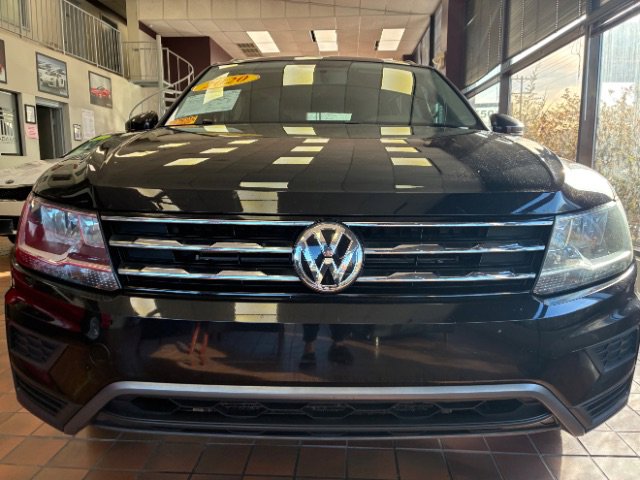 Used 2020 Volkswagen Tiguan S image 4
