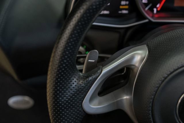 Used 2013 McLaren MP4-12C Spider image 29
