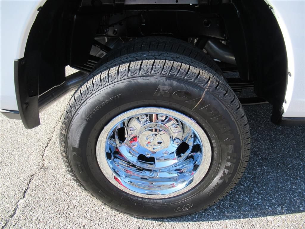 New 2026 RAM 3500 Tradesman AWD/4WD image 8