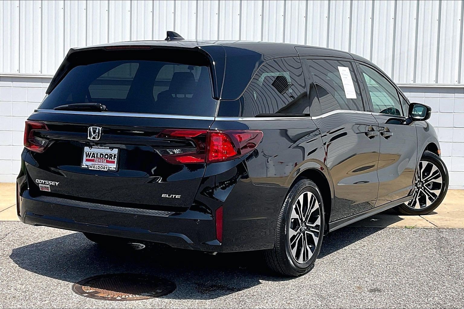 Used 2026 Honda Odyssey Elite image 17