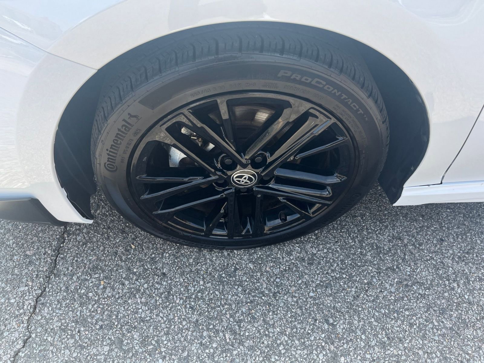 Used 2025 Toyota Camry SE FWD image 30