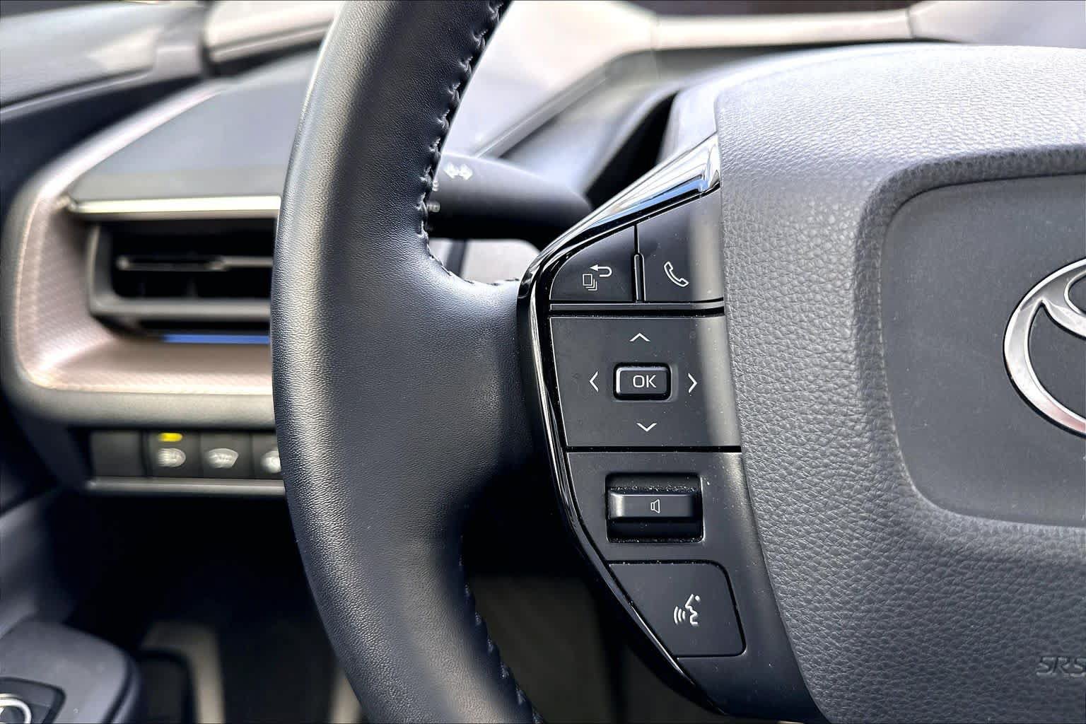 Certified 2024 Toyota Prius XLE FWD image 23