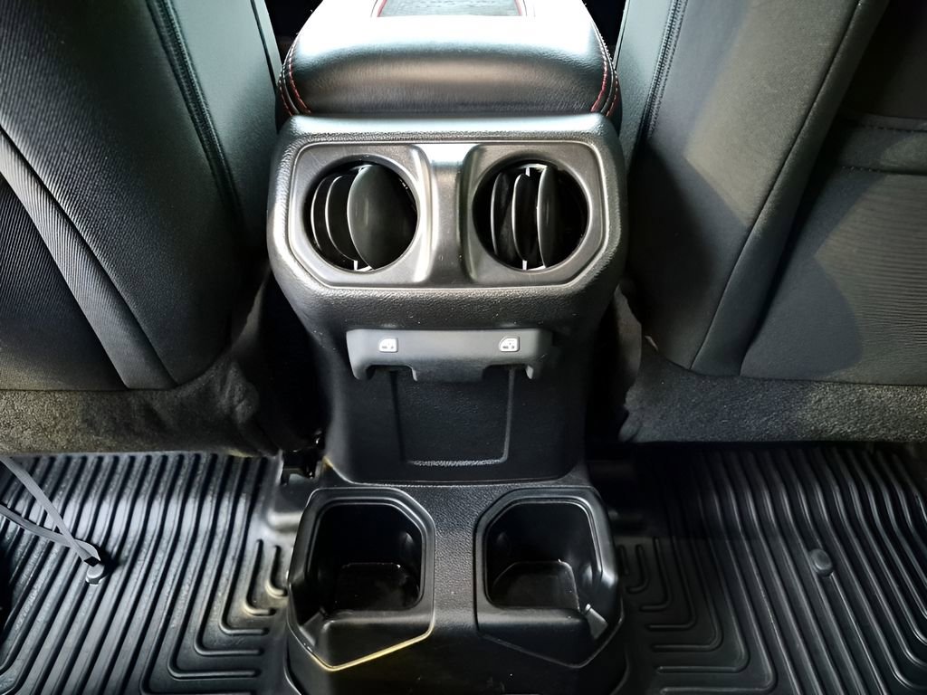 Used 2018 Jeep Wrangler Unlimited Sport S image 17