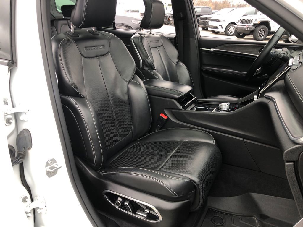 Certified 2022 Jeep Grand Cherokee L Overland w/ Luxury Tech Group IV image 25