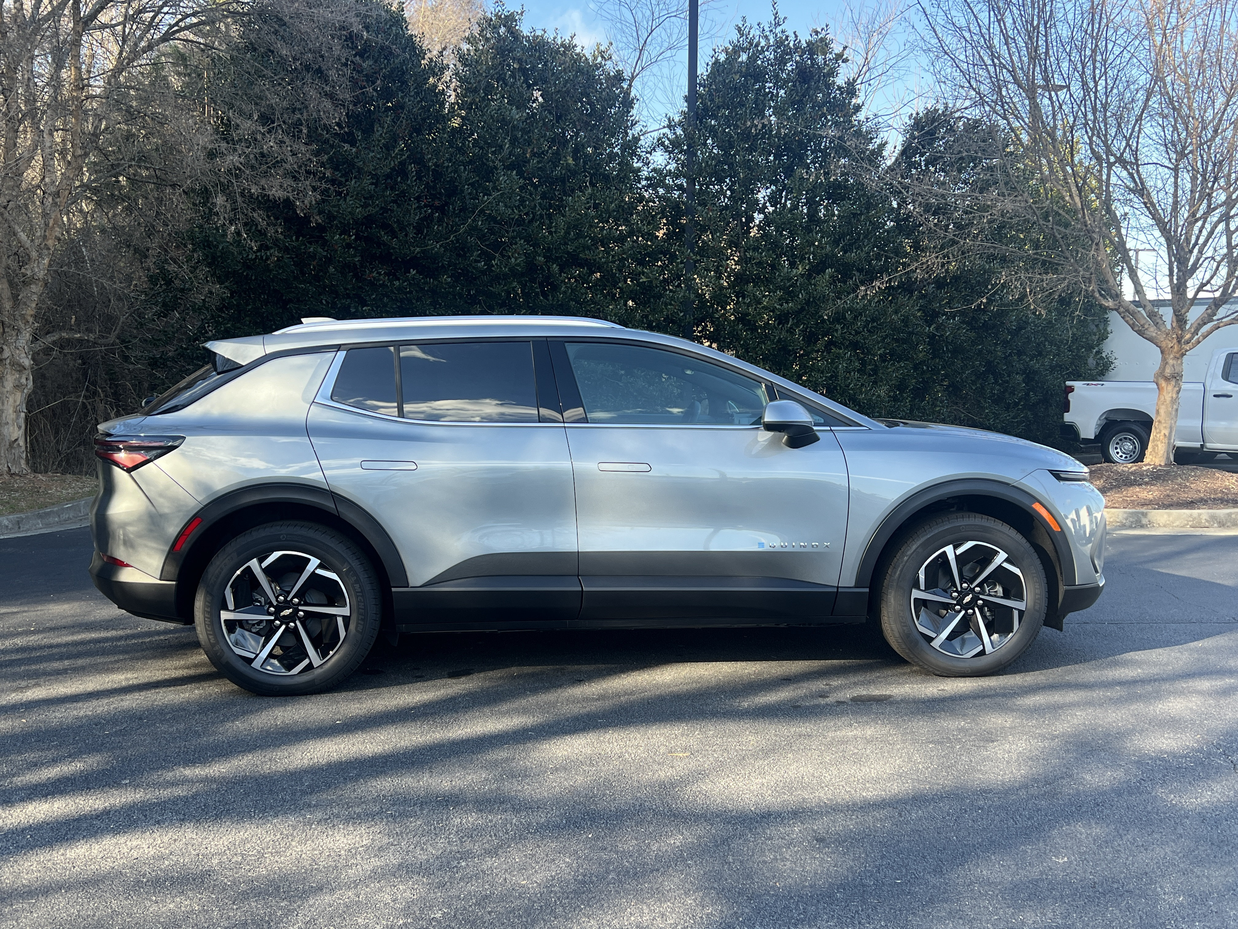 New 2026 Chevrolet Equinox EV LT AWD/4WD image 10