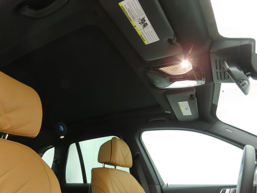 New 2026 BMW X5 xDrive40i w/ M Sport Package image 18