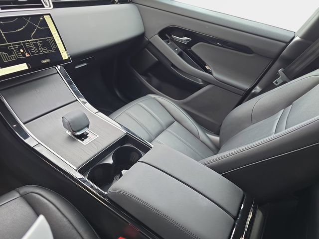 Used 2025 Land Rover Range Rover Evoque S image 28